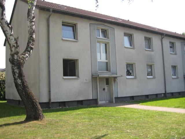 Bezugsfertige 2-Zimmer-EG-Wohnung mit Balkon!